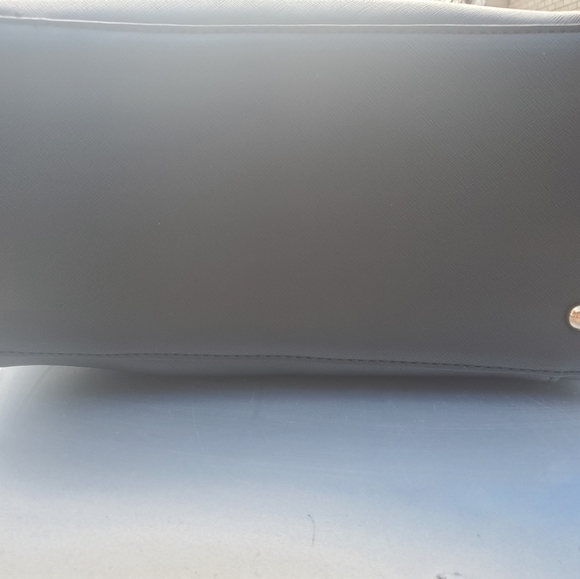 Handbag - Picture 5 of 8